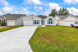 109 Coachman Ln. photo 4