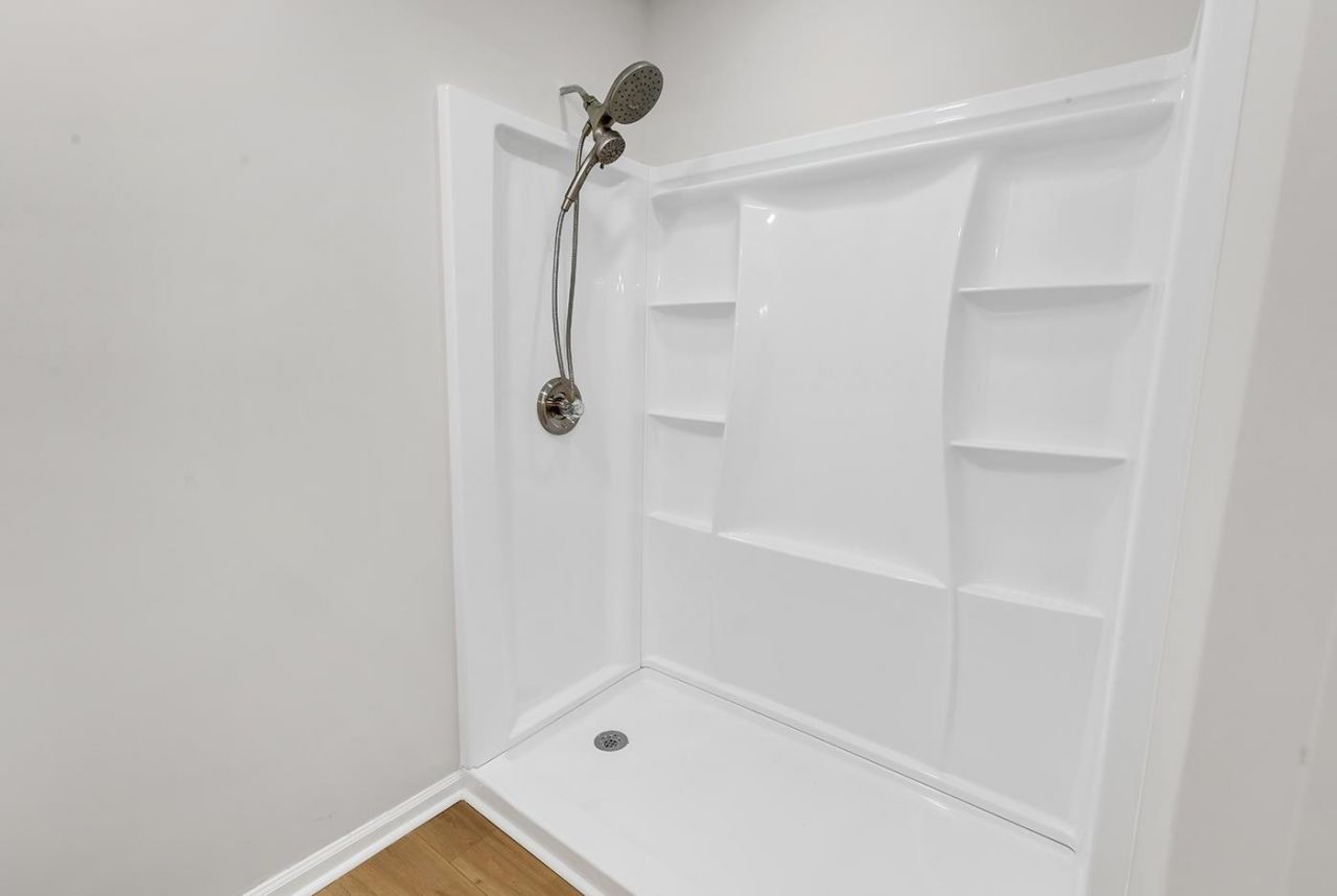 109 Coachman Ln. Photo 40