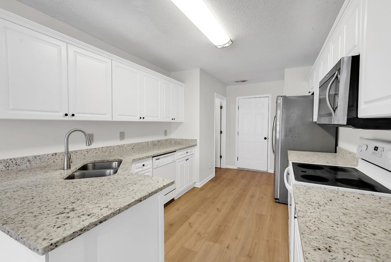 109 Coachman Ln. Photo 7