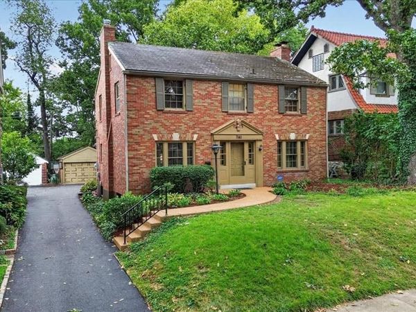 7141 Lindell Boulevard , St Louis, MO 63130