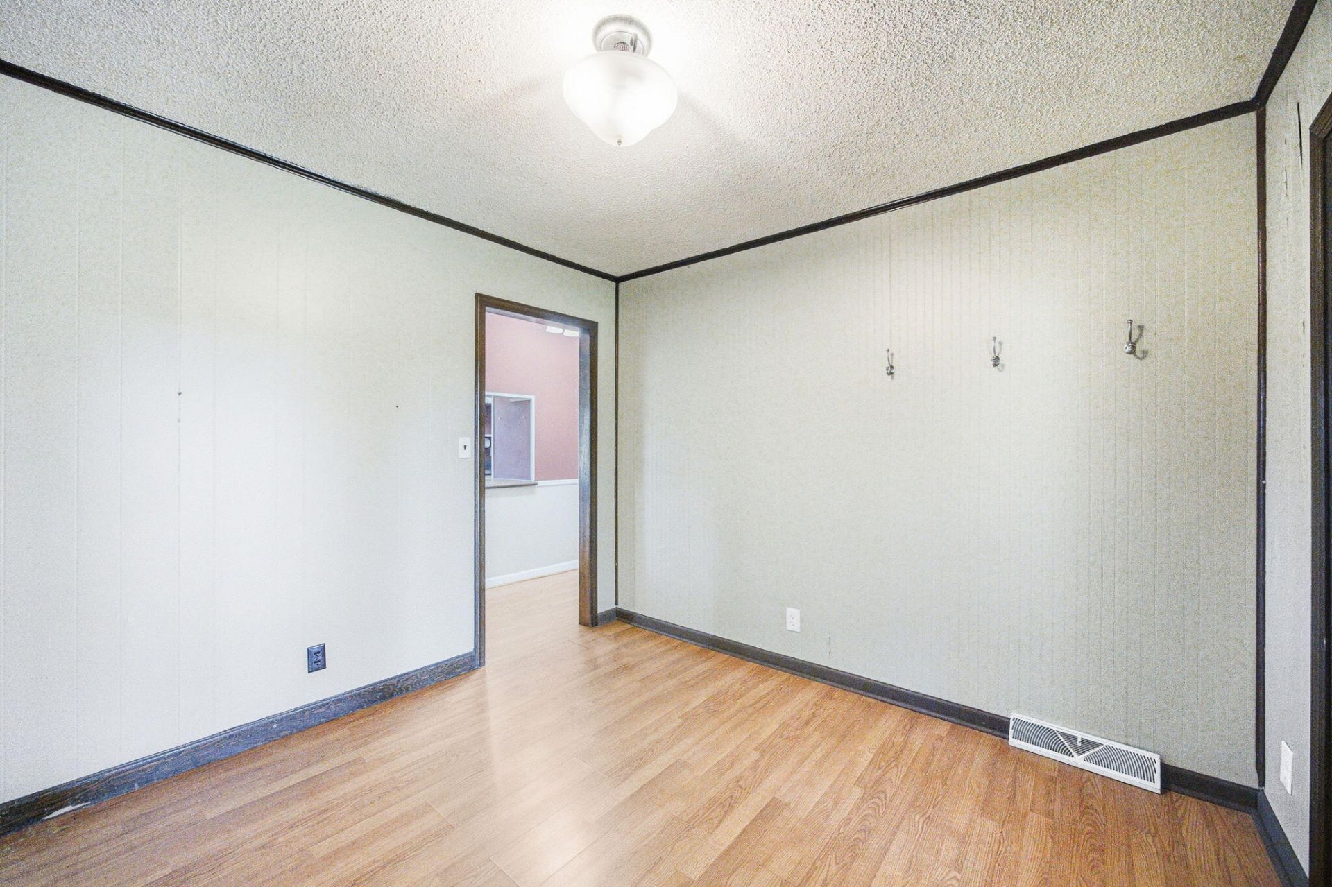 270 Salisberry Road Photo 14