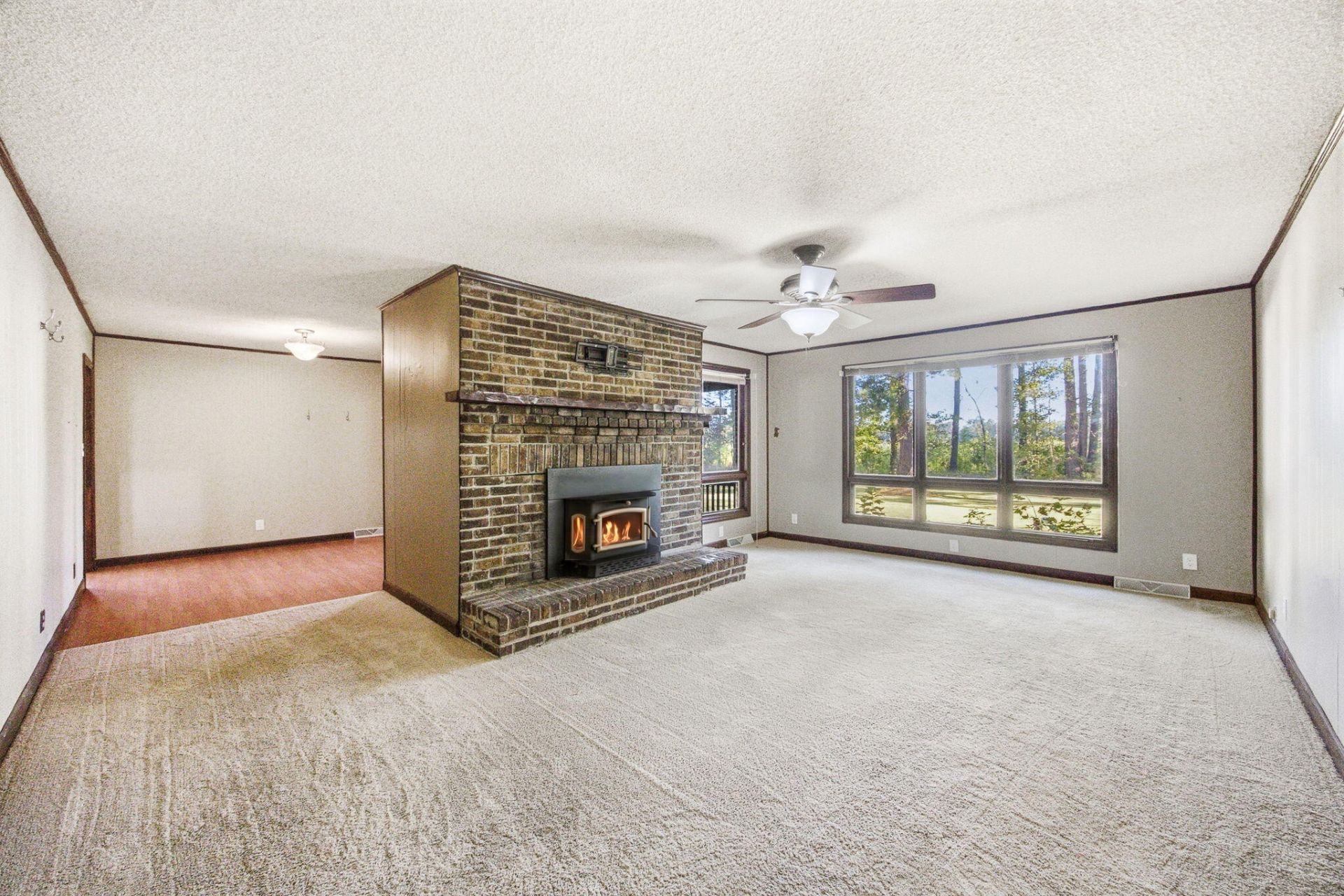 270 Salisberry Road Photo 5