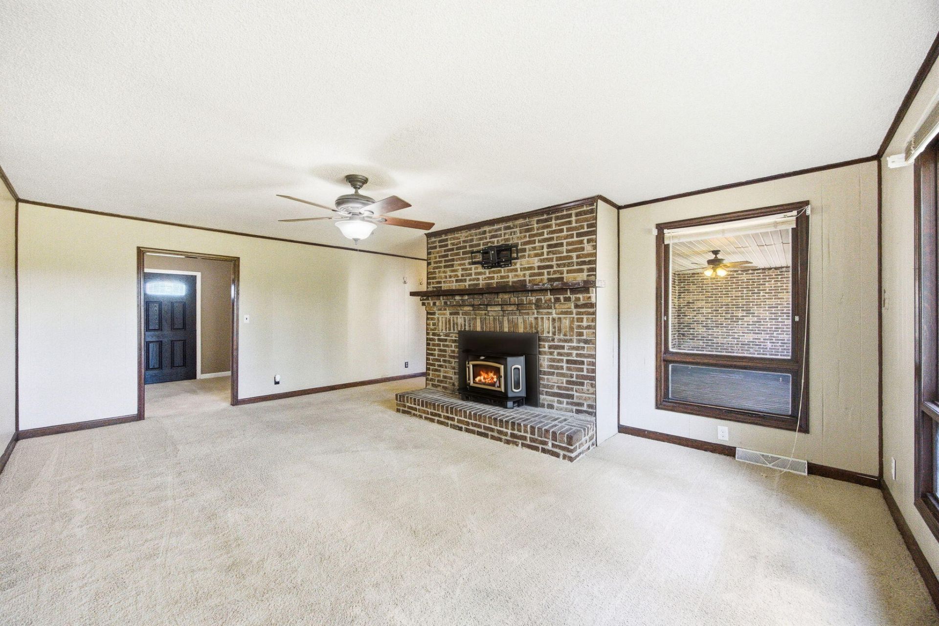 270 Salisberry Road Photo 6