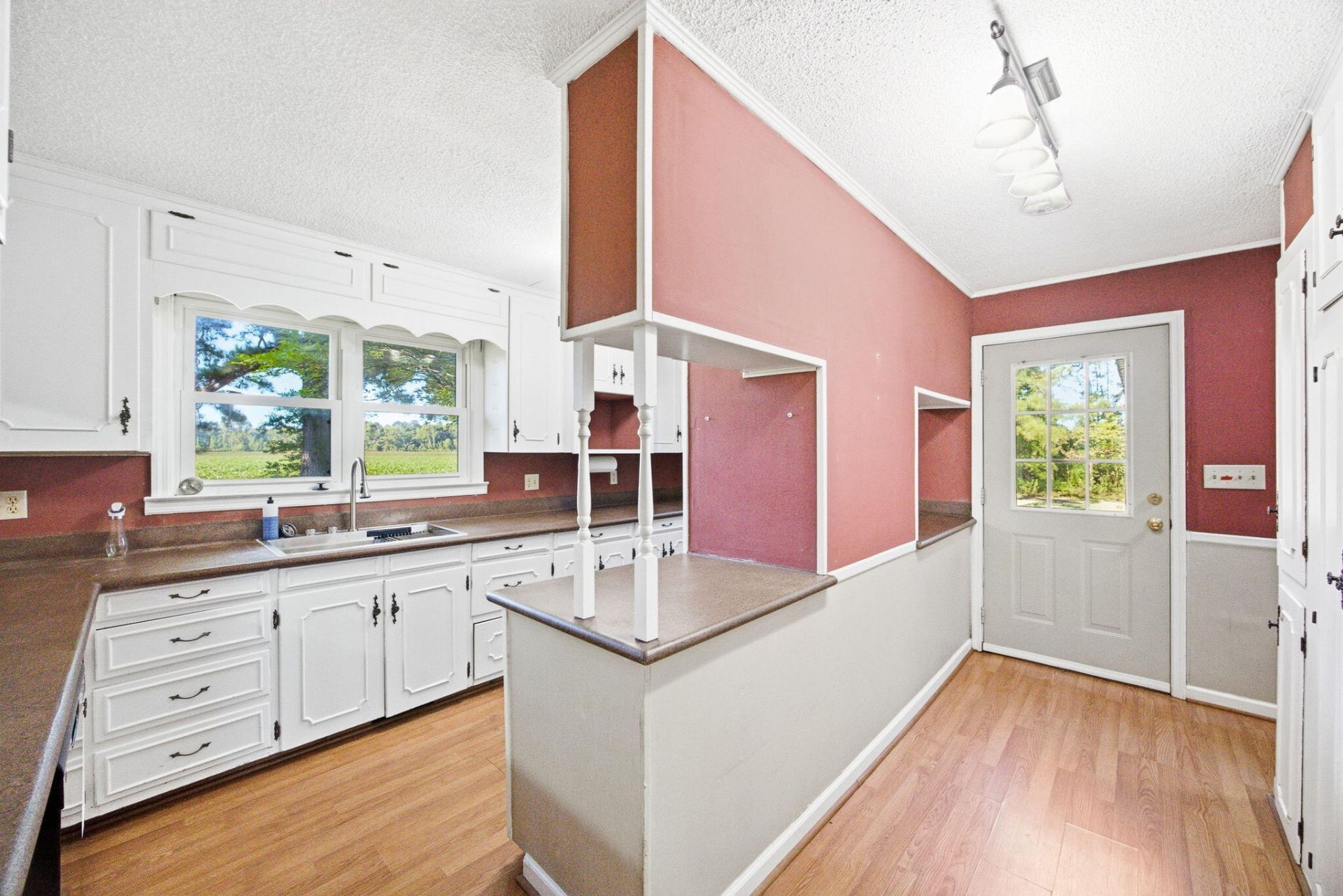 270 Salisberry Road Photo 7
