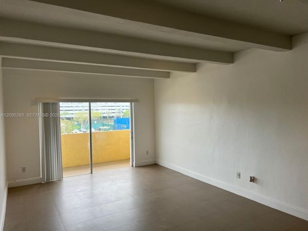 7410 SW 82nd St , Unit K210, Miami, FL 33143