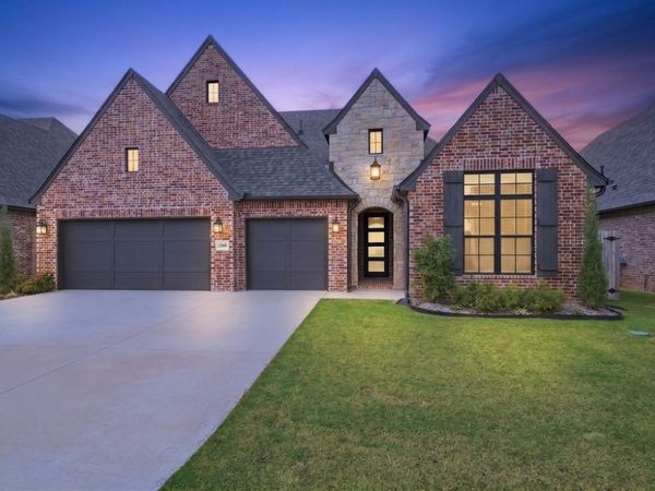 12668 S Irvington Avenue , Bixby, OK 74008
