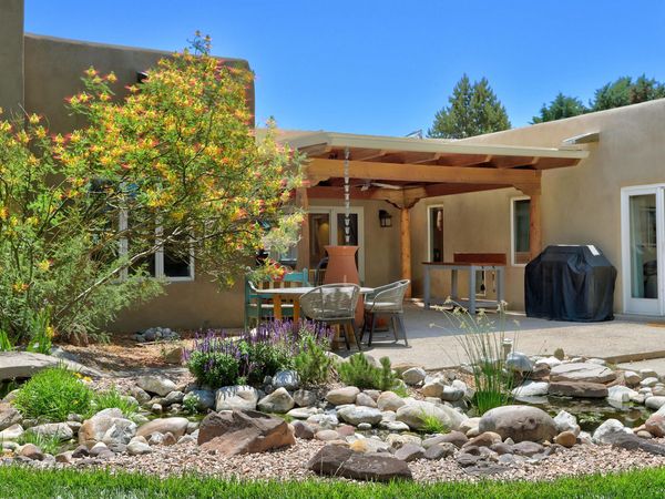 125 Martha Court , Corrales, NM 87048