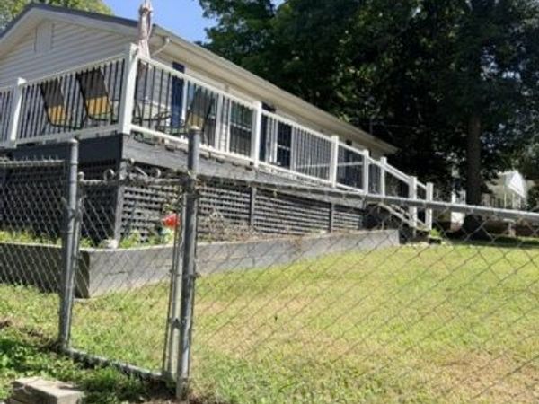 1205 14th St SE, Cleveland, TN 37311