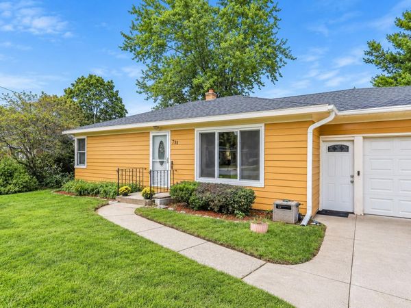 731 66th Street SE, Grand Rapids, MI 49548