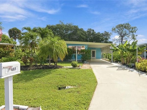483 Riviera BLVD W, NAPLES, FL 34112