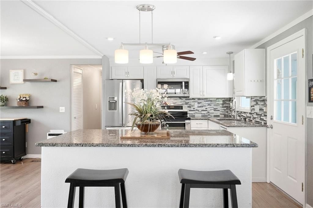 483 Riviera Blvd W, Naples, FL 34112 Photo