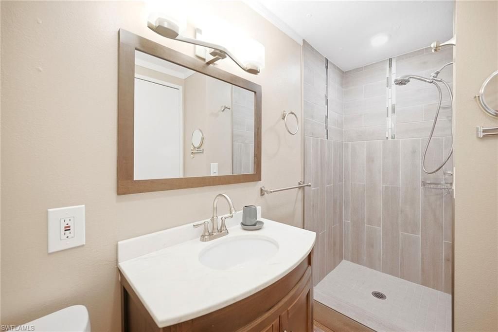 483 Riviera Blvd W, Naples, FL 34112 Photo