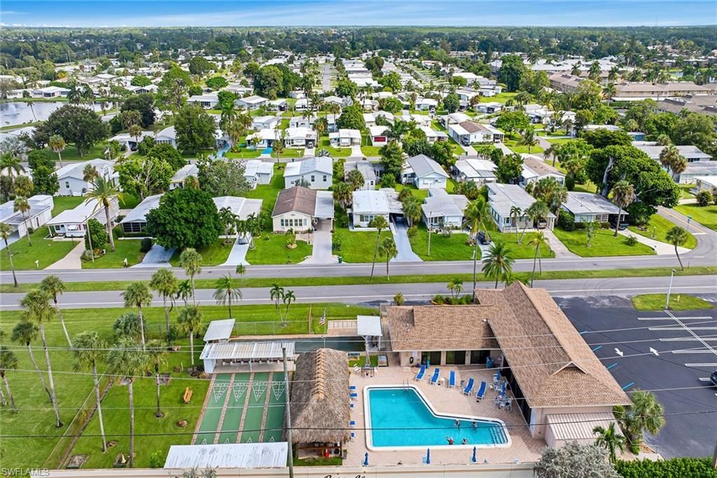 483 Riviera Blvd W, Naples, FL 34112 Photo