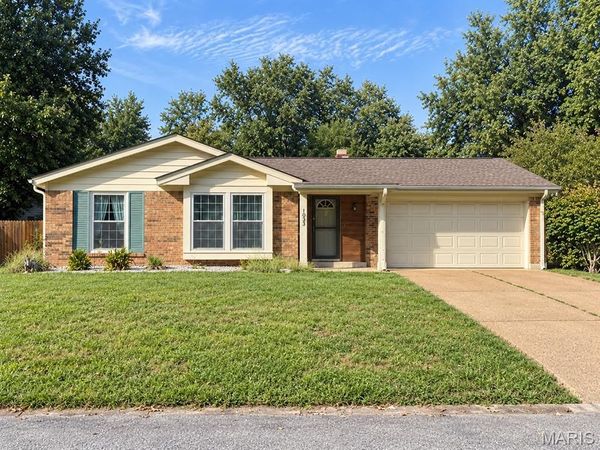 1033 Rutledge Drive , Belleville, IL 62221