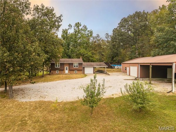 171 Tanglewood Drive , Perryville, MO 63775