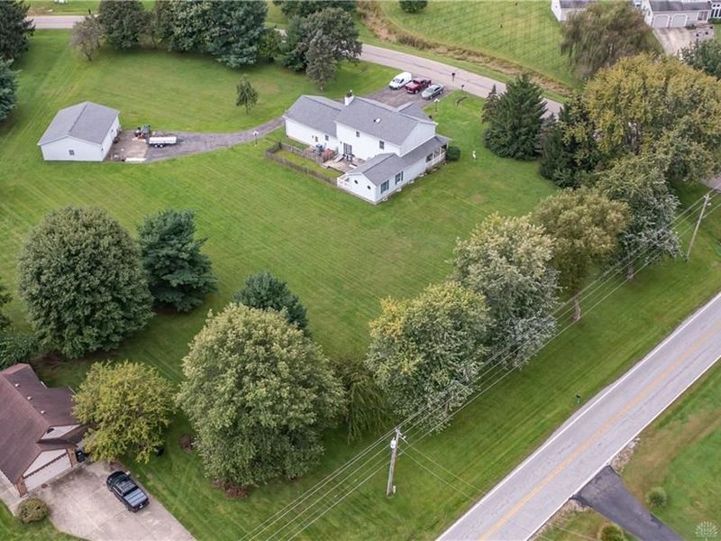 4980 Cornerstone Trail, Yellow Springs, OH 45387 Photo 3