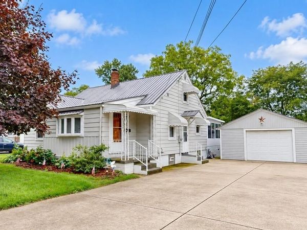 393 Vernon Rd, Mansfield, OH 44905