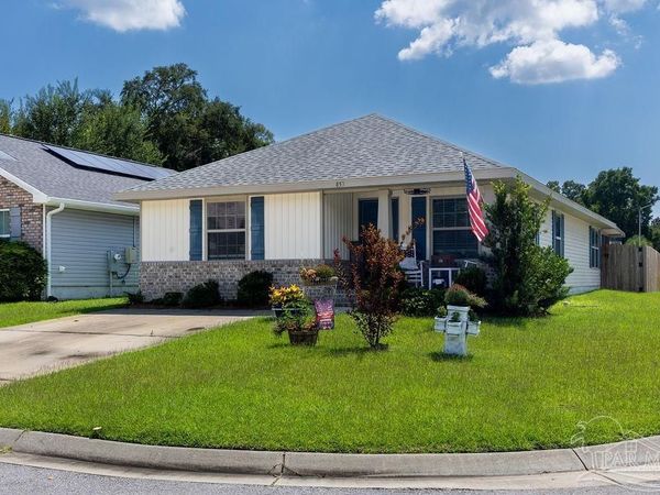 853 Smiley Cir, Pensacola, FL 32514