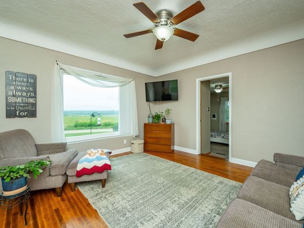 3582 158th Avenue, Carlisle, IA 50047