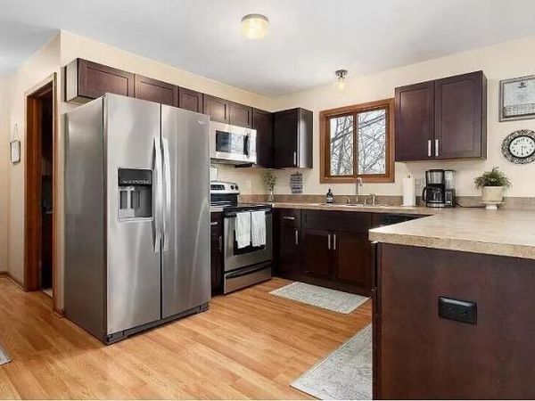 11816 Highridge Drive, Pinckney, MI 48169