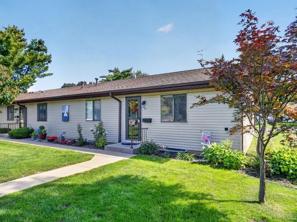5264 Green Meadow Road, Kalamazoo, MI 49009