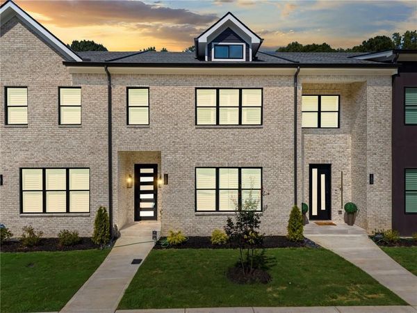 185 Brush Creek Court , Stockbridge, GA 30281