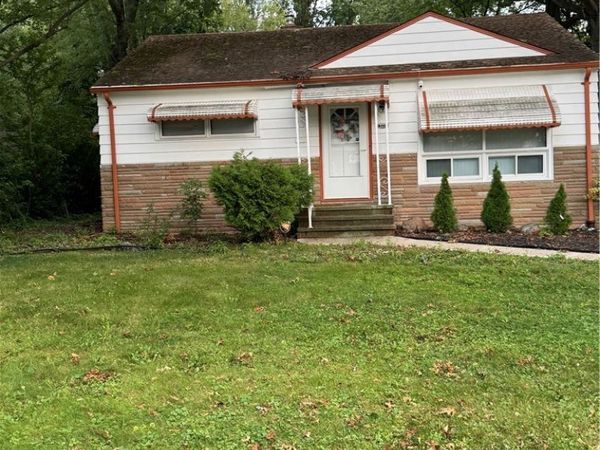 13210 Mccracken Road , Garfield Heights, OH 44125