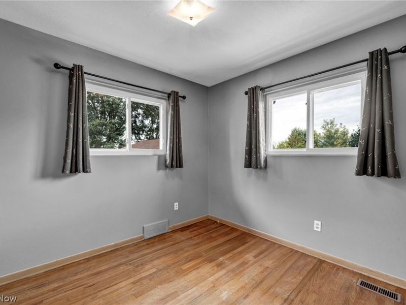 6314 Adair Drive, Brook Park, OH 44142 Photo 28