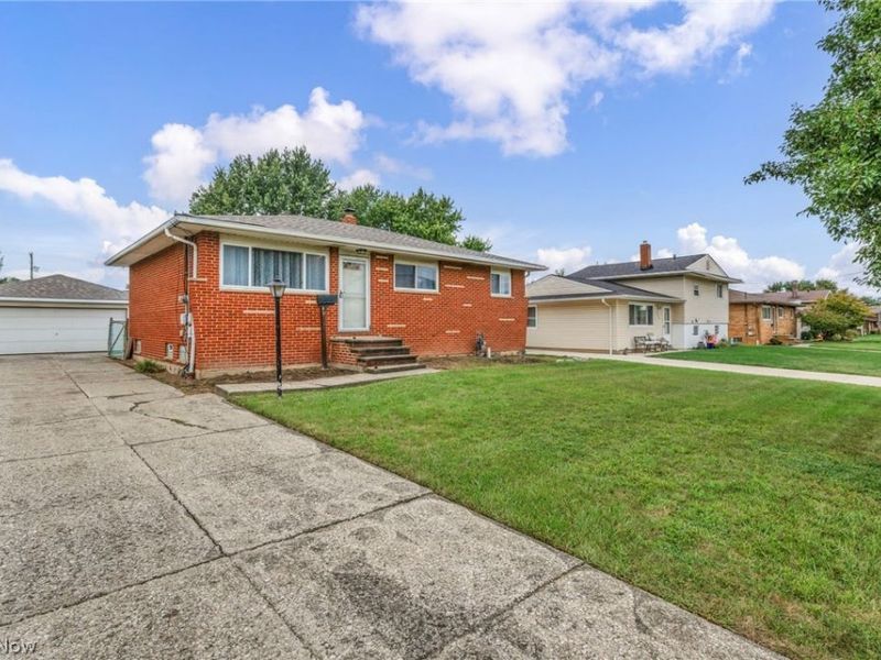 6314 Adair Drive, Brook Park, OH 44142 Photo 3