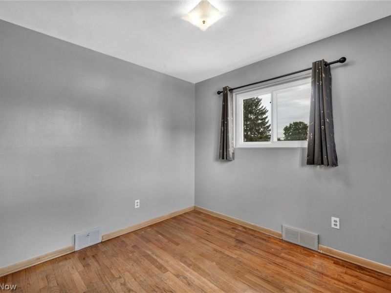 6314 Adair Drive, Brook Park, OH 44142 Photo 31