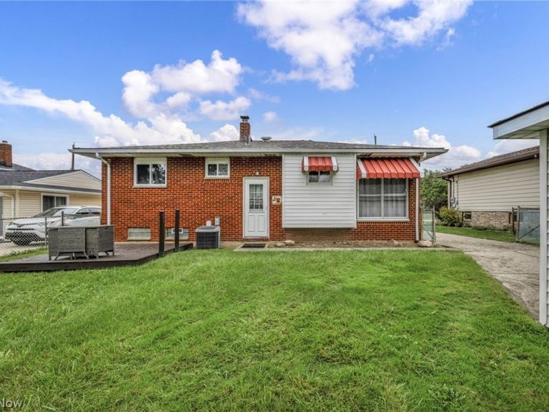 6314 Adair Drive, Brook Park, OH 44142 Photo 5