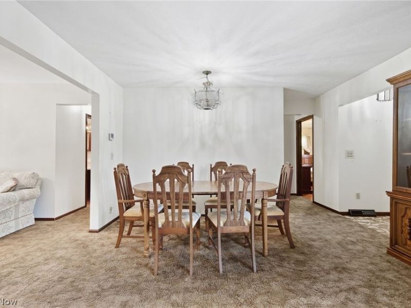 18328 Haskins Road, Chagrin Falls, OH 44023 Photo 10