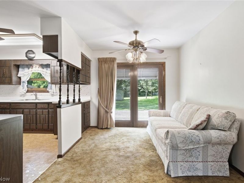 18328 Haskins Road, Chagrin Falls, OH 44023 Photo 11
