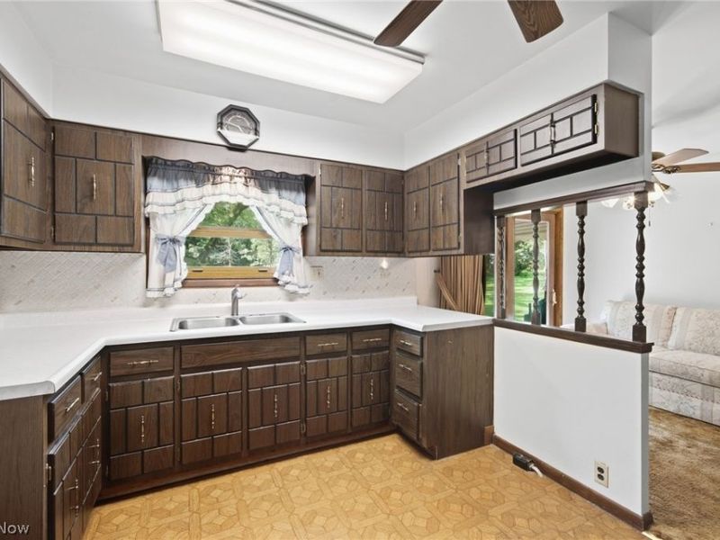 18328 Haskins Road, Chagrin Falls, OH 44023 Photo 13