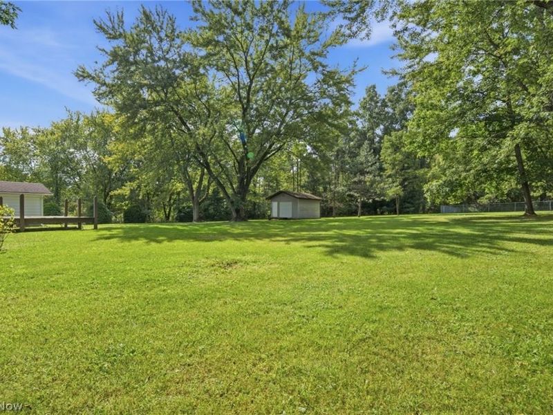 18328 Haskins Road, Chagrin Falls, OH 44023 Photo 32