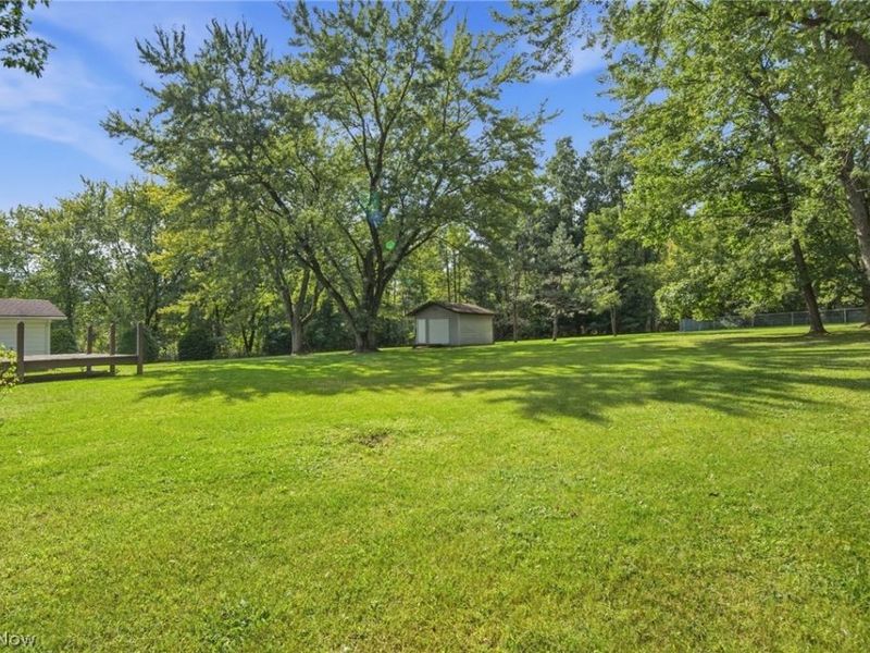 18328 Haskins Road, Chagrin Falls, OH 44023 Photo 33