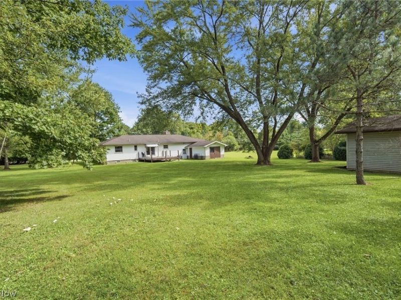 18328 Haskins Road, Chagrin Falls, OH 44023 Photo 35