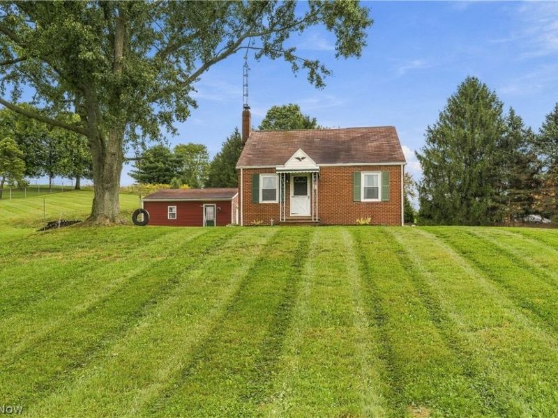 5207 Manchester Avenue SW, Navarre, OH 44662 Photo 3