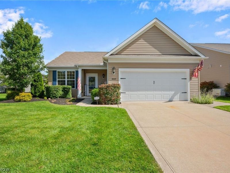 8009 Amberley Drive, Mentor, OH 44060 Photo 1