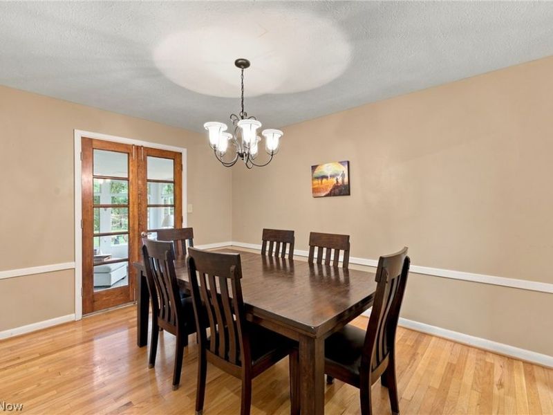 5988 Louis Drive, North Olmsted, OH 44070 Photo 10