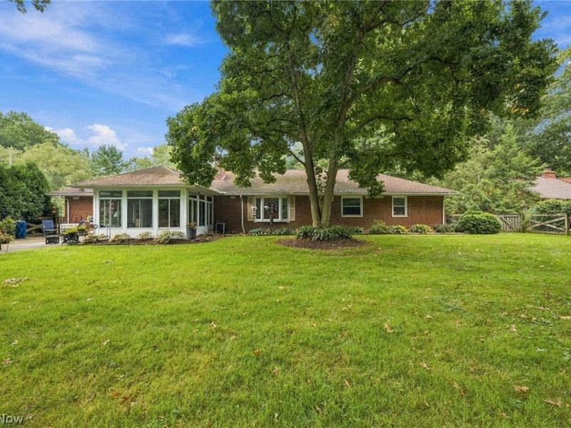 5988 Louis Drive, North Olmsted, OH 44070 Photo 36