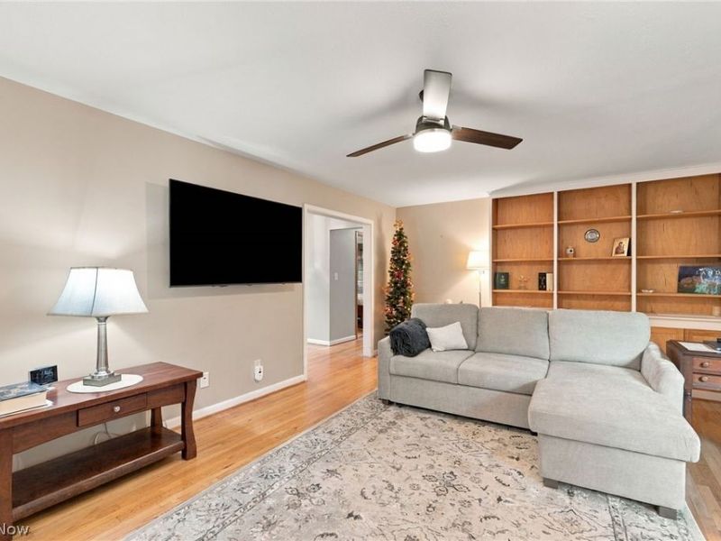 5988 Louis Drive, North Olmsted, OH 44070 Photo 5