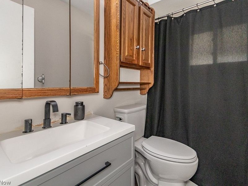 30140 Regent Road, Wickliffe, OH 44092 Photo 16