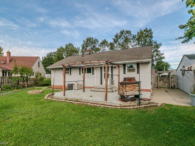 30140 Regent Road, Wickliffe, OH 44092 Photo 24