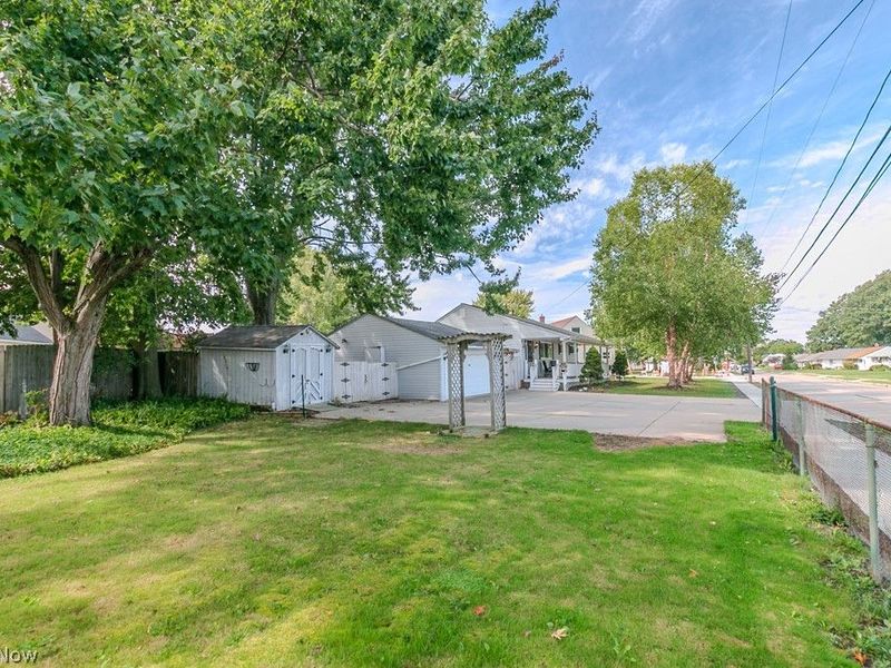 30140 Regent Road, Wickliffe, OH 44092 Photo 25