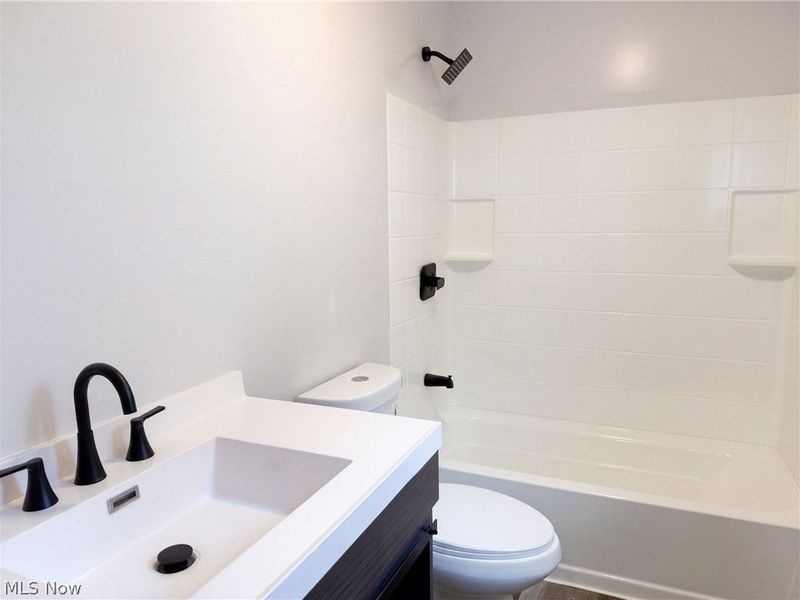 3209 Tampa Avenue, Cleveland, OH 44109 Photo 15