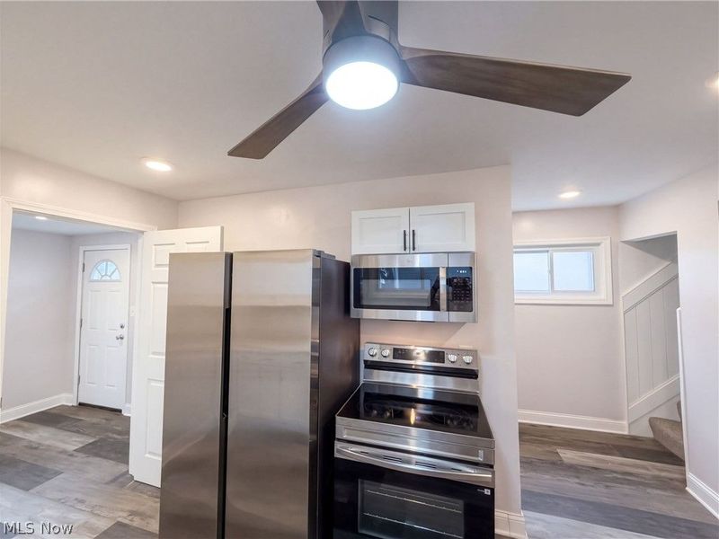 3209 Tampa Avenue, Cleveland, OH 44109 Photo 7