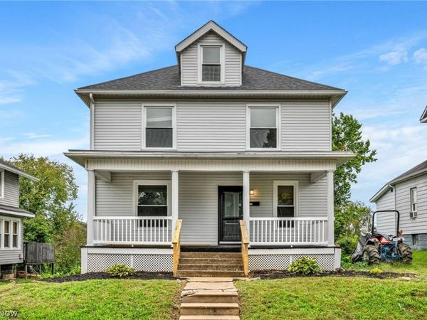 913 Foster Avenue , Cambridge, OH 43725