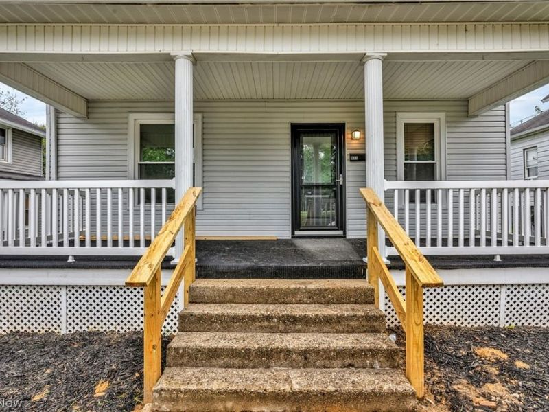 913 Foster Avenue, Cambridge, OH 43725 Photo 4