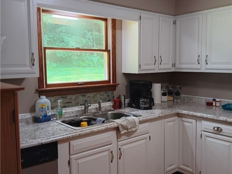 12670 Long Street, Byesville, OH 43723 Photo 3